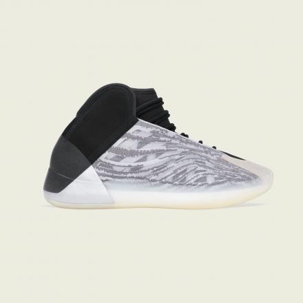 adidas Yeezy qntm basketball  30.5cm状態は綺麗です
