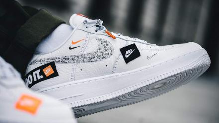 nike air force one just do it